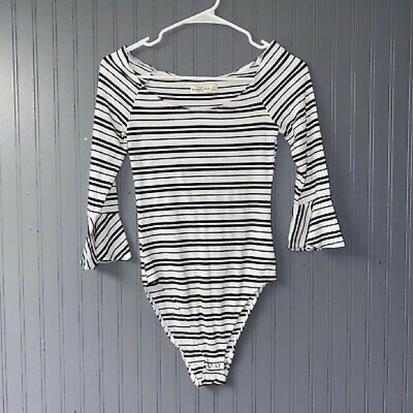 Black and White Striped Bodysuit - Picture 3 of 4